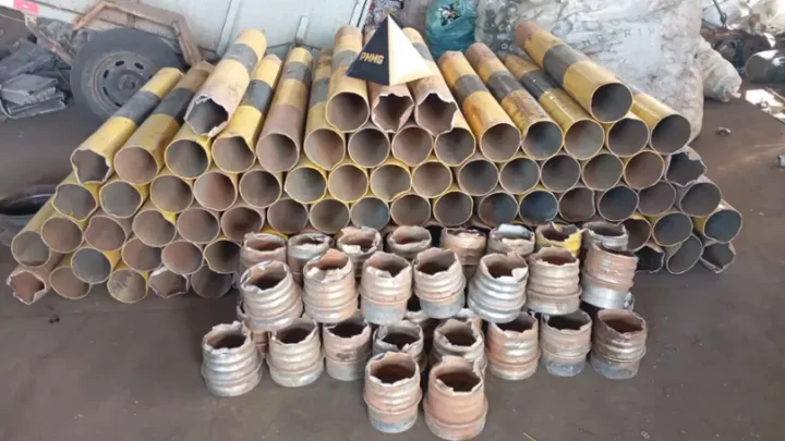 Material avaliado em mais de R$ 40 mil foi localizado em um galpão de sucatas em Divinópolis.
